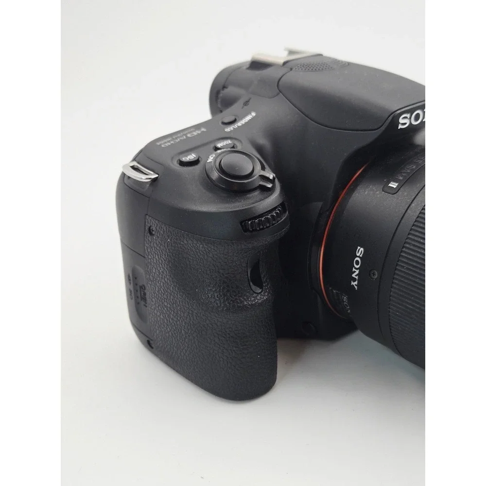 Sony Alpha A58 DSLR Digital Camera 20.1MP- 18-55mm Lens Vivitar Flash WORKS-READ